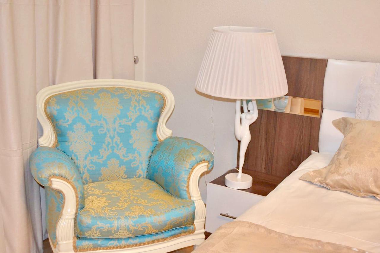 Royal Apartments Tbilisi ภายนอก รูปภาพ