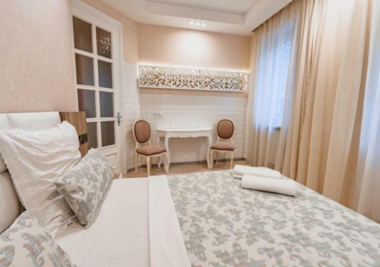 Royal Apartments Tbilisi ภายนอก รูปภาพ